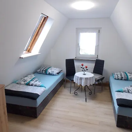 Gaststaette Tannenhof בית הארחה Saupsdorf