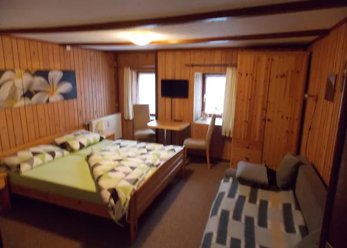 בית הארחה Gaststaette Tannenhof *